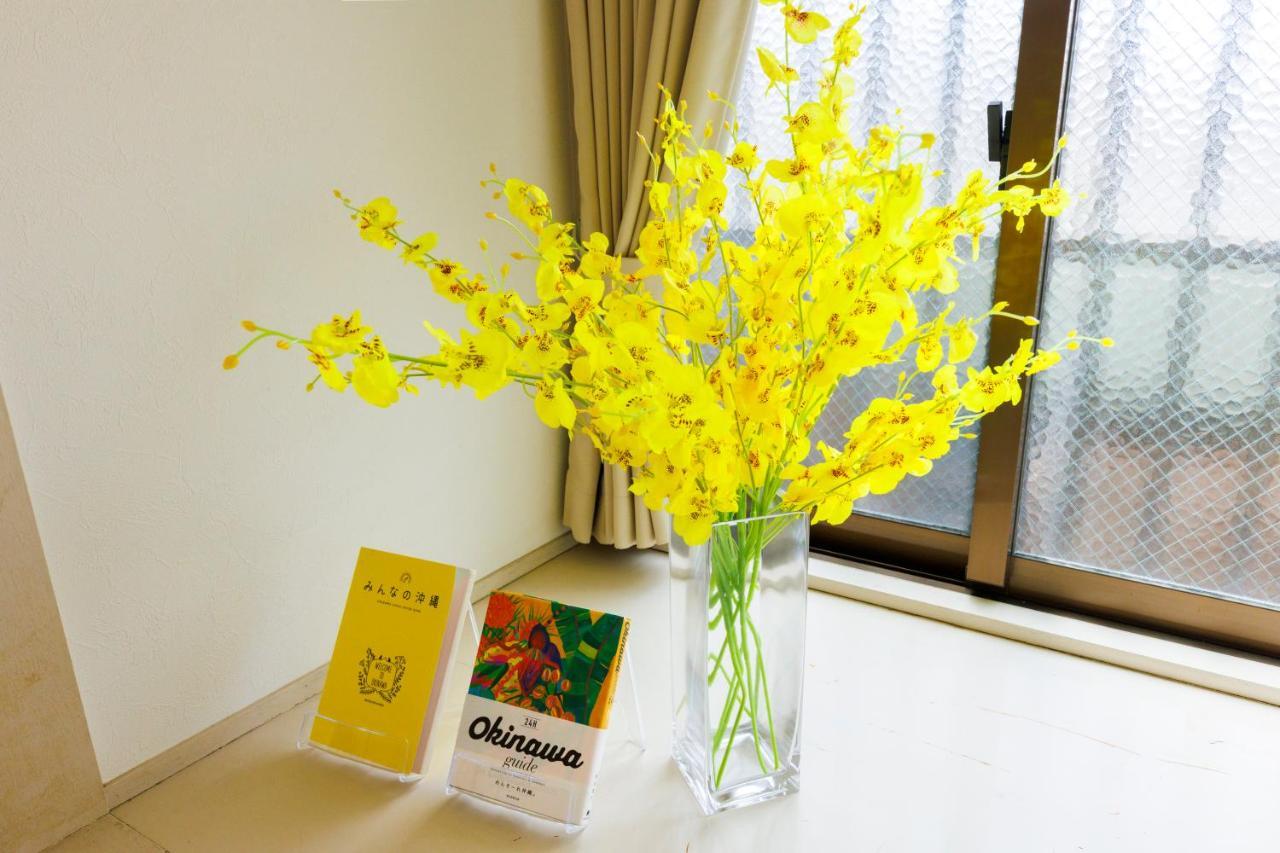 Naha Gajumaru Apartment Hotel 301 Exteriör bild